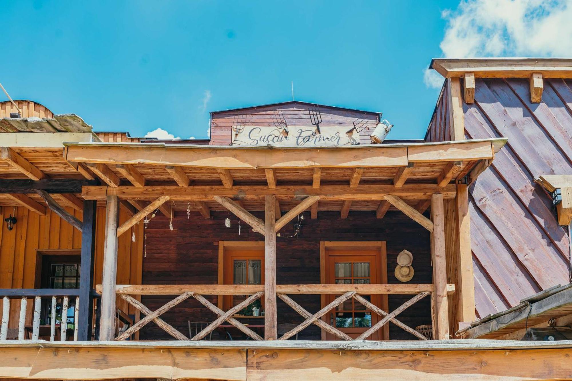 Ranch 13 - Western A Kone Nemsova Номер фото
